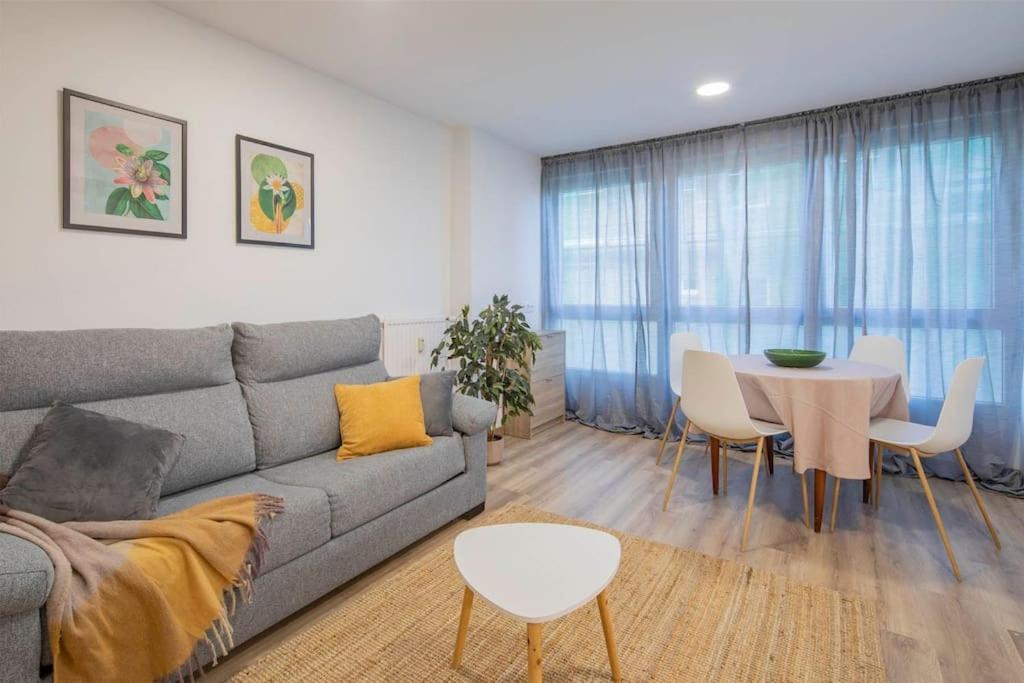 Lindo Estudio En El Centro By Cabana Rentals Vigo Eksteriør billede