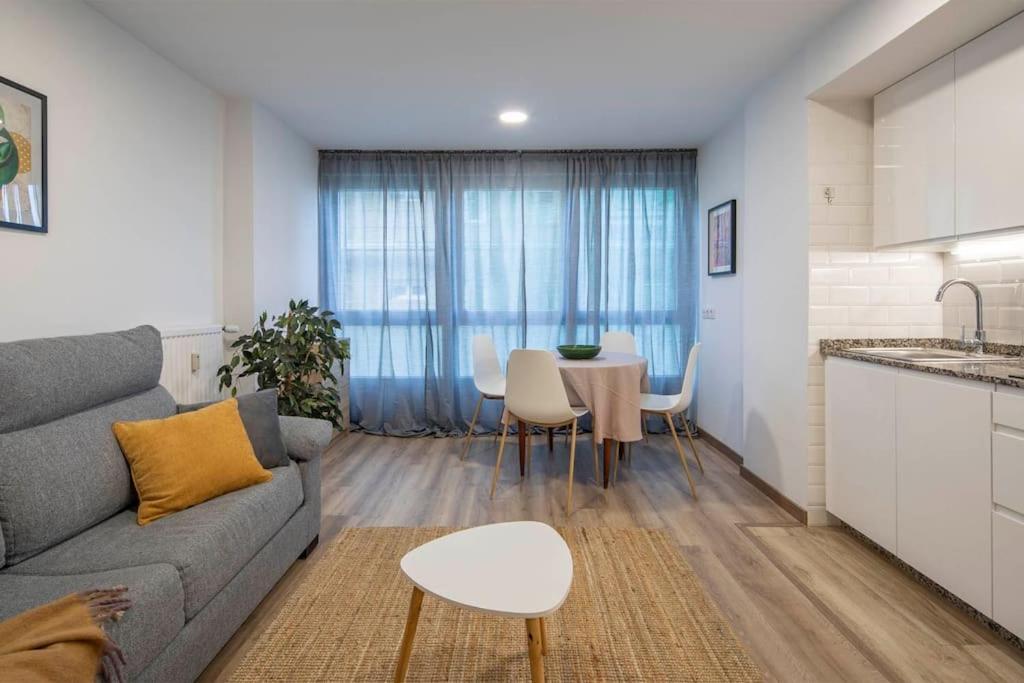 Lindo Estudio En El Centro By Cabana Rentals Vigo Eksteriør billede